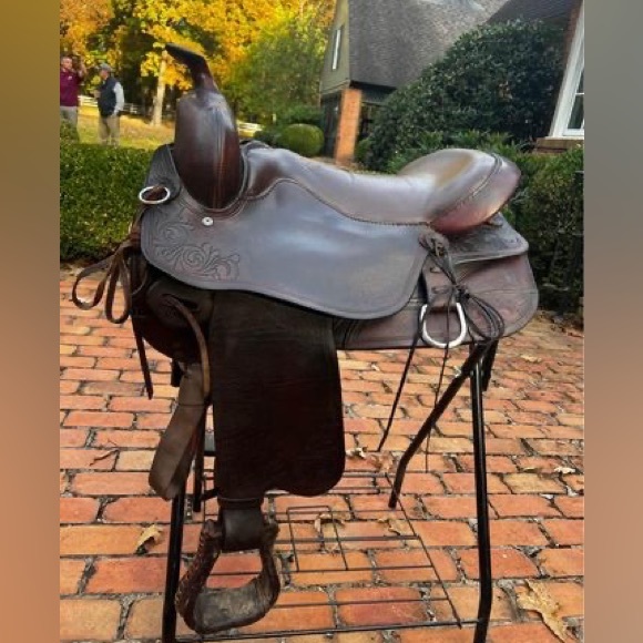 Tucker Saddle - Gen II 2 - Picture 5 of 8